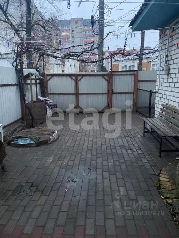 2-к кв. Брянская область, Брянск ул. Димитрова, 9 (78.0 м) - Фото 1