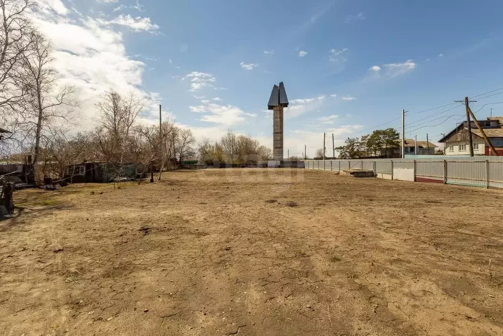 3-к кв. Амурская область, Ивановский муниципальный округ, с. ... - Фото 1