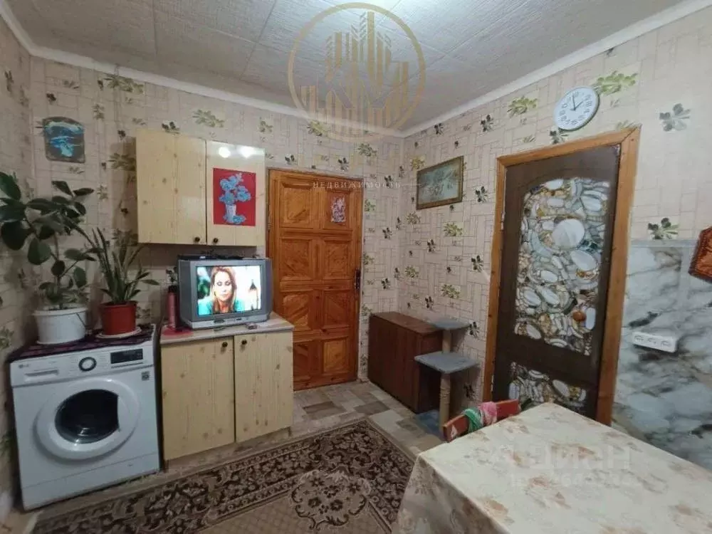 Дом в Ставропольский край, Минераловодский муниципальный округ, с. ... - Фото 1