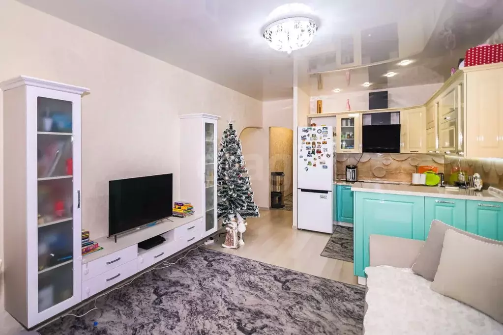 2-к кв. Ханты-Мансийский АО, Сургут ул. Семена Билецкого, 6 (68.8 м) - Фото 1