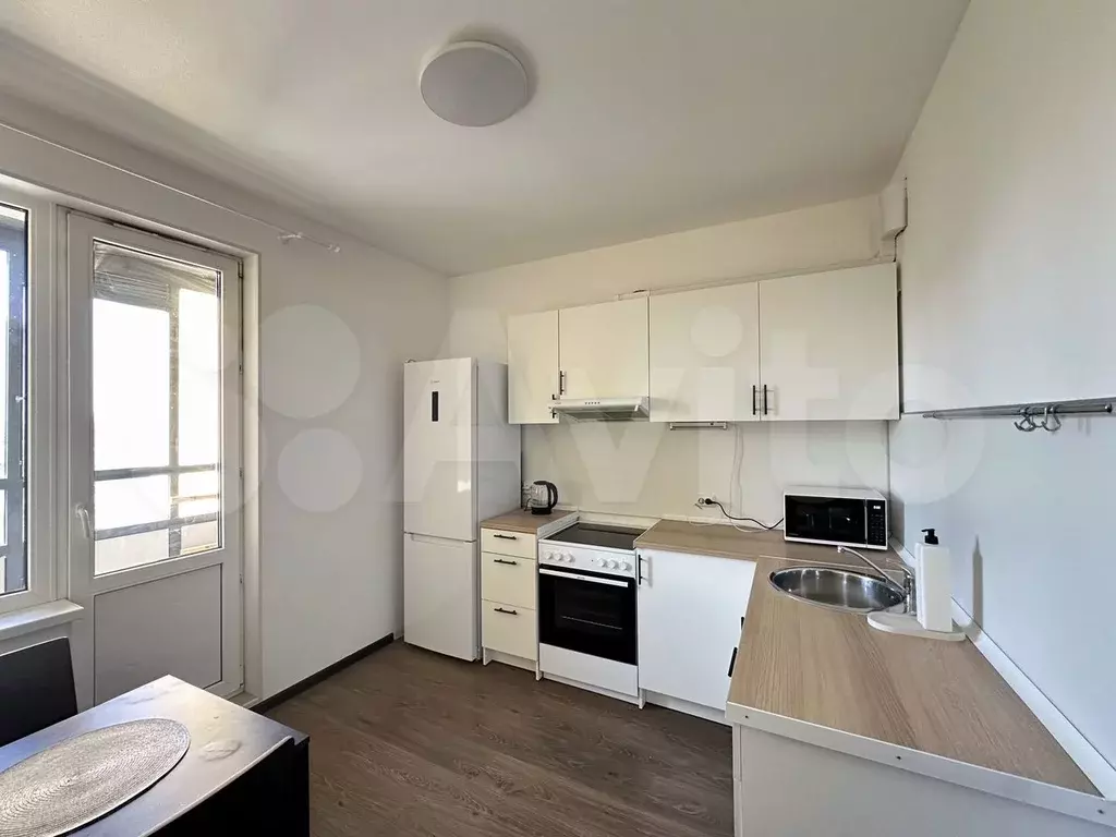 2-к. квартира, 50 м, 7/27 эт. - Фото 0