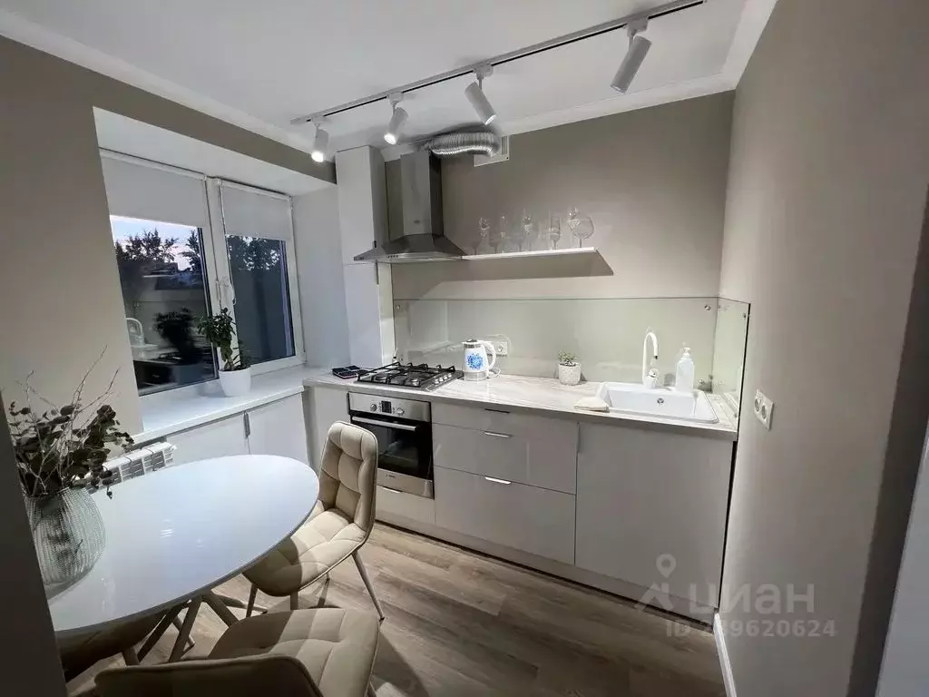 1-к кв. Татарстан, Казань ул. Татарстан, 52 (32.0 м) - Фото 0