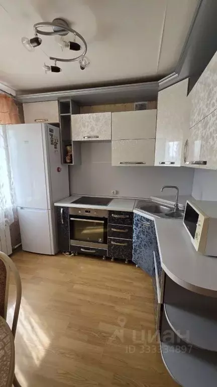 2-к кв. Белгородская область, Белгород Народный бул., 104 (54.8 м) - Фото 1