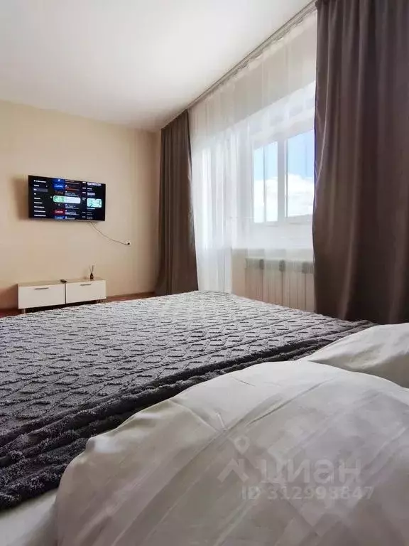 1-к кв. Ханты-Мансийский АО, Пыть-Ях 6-й Пионерный мкр, 9 (40.0 м) - Фото 2