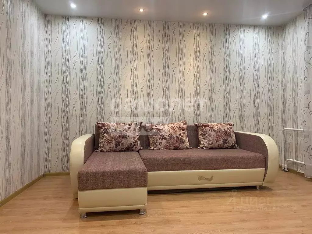 2-к кв. Тюменская область, Тюмень ул. Жуковского, 88 (61.7 м) - Фото 2