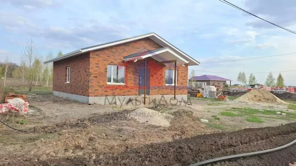 Коттедж в Белгородская область, Старый Оскол ул. Мраморная, 45 (90 м) - Фото 1