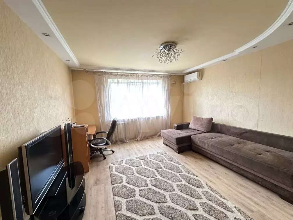 2-к. квартира, 54 м, 7/10 эт. - Фото 0