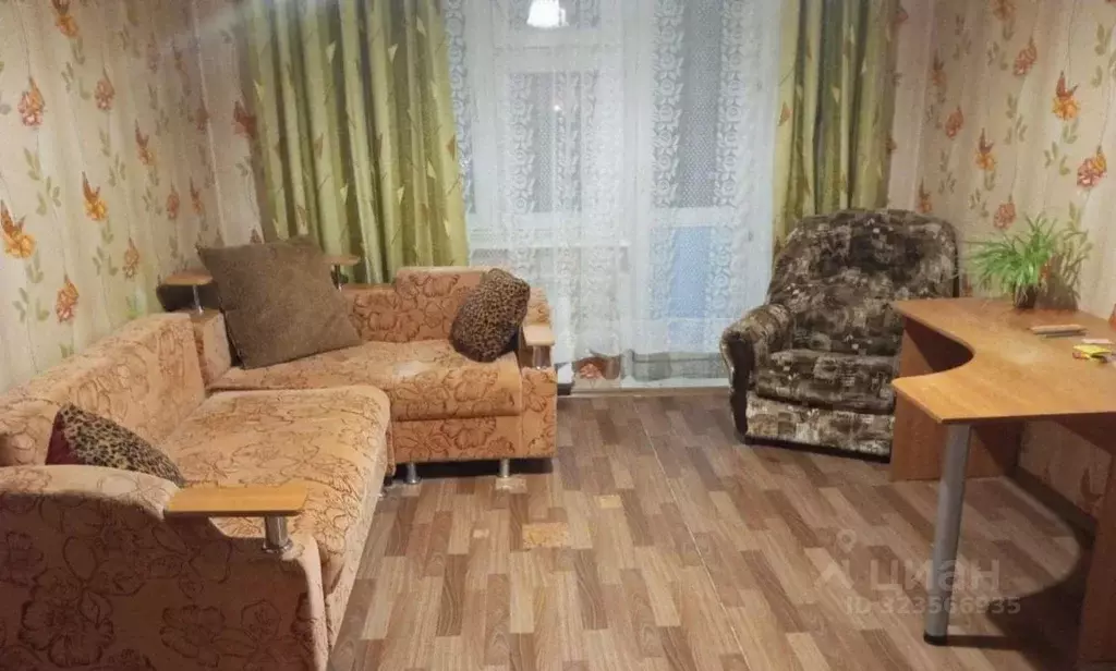 1-к кв. Омская область, Омск Заозерный мкр, ул. Бархатовой, 5 (36.8 м) - Фото 2