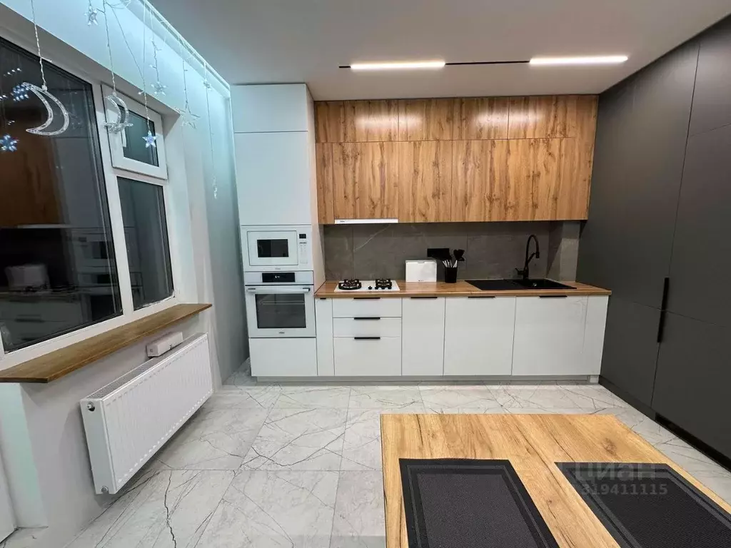 2-к кв. Саха (Якутия), Якутск ул. Рыдзинского, 22Б (52.0 м) - Фото 0