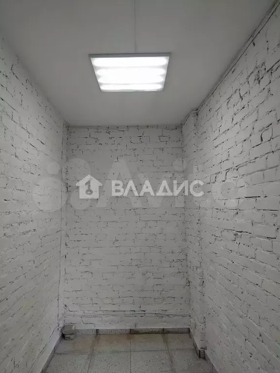Продам помещение свободного назначения, 9.6 м - Фото 1