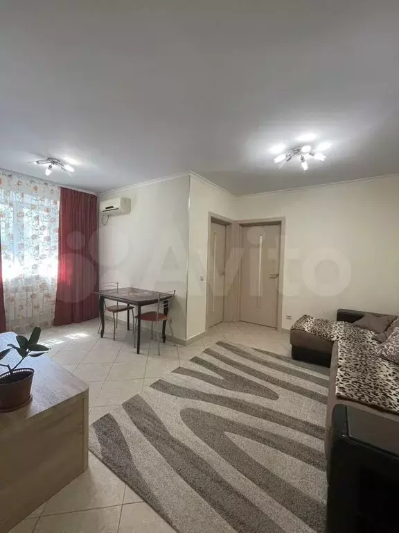 3-к. квартира, 57 м, 1/5 эт. - Фото 0