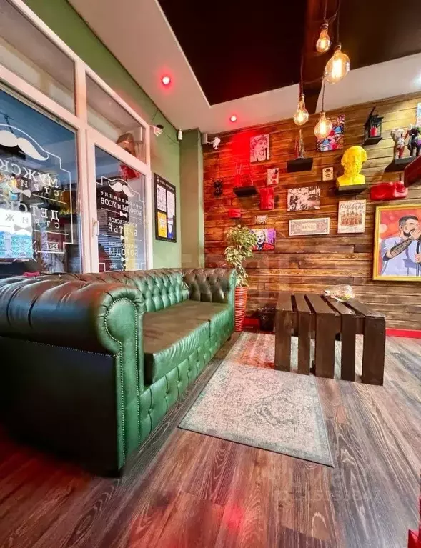 Торговая площадь в Крым, Евпатория просп. Победы (45 м) - Фото 1