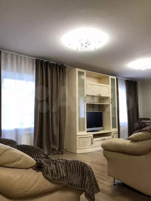2-к. квартира, 52 м, 3/9 эт. - Фото 0