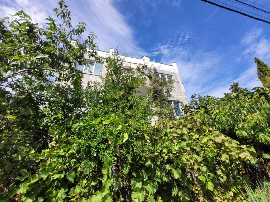 Дом в Крым, Ялта муниципальный округ, Голубой Залив пгт  (300 м) - Фото 1