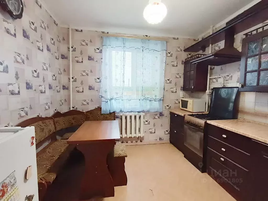 2-к кв. Белгородская область, Алексеевка Республиканская ул., 78 (49.9 ... - Фото 0