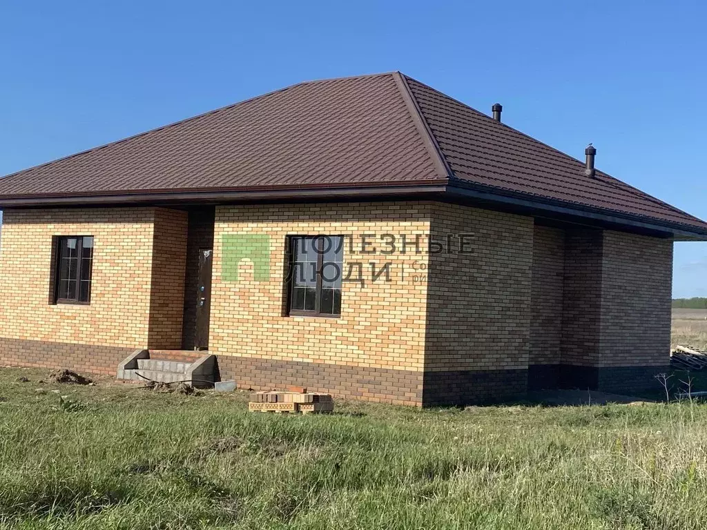 Дом в Белгородская область, Белгородский район, Хохловское с/пос, с. ... - Фото 1