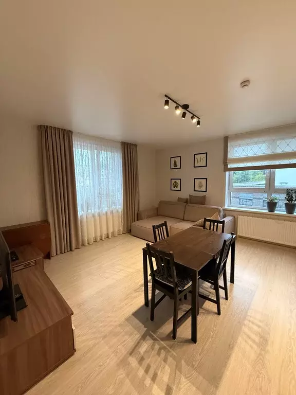 Продаётся 4-к квартира, 75.8 м - Фото 1