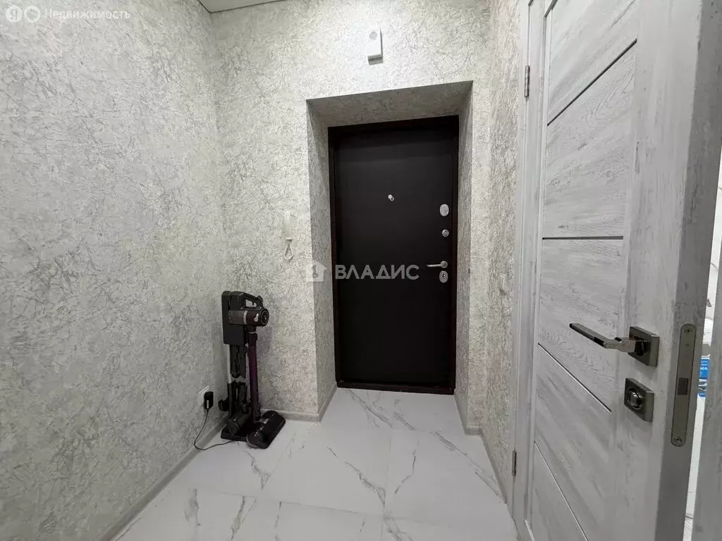 1-комнатная квартира: Калининград, Флагманская улица, 3А (38 м) - Фото 1