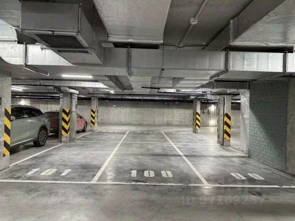 Гараж в Свердловская область, Екатеринбург ул. Азина, 31 (14 м) - Фото 1