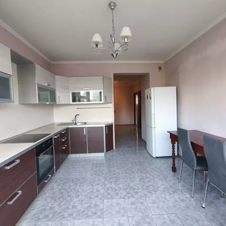 2-к кв. Московская область, Красногорск ул. Имени Зверева, 4 (67.0 м) - Фото 1