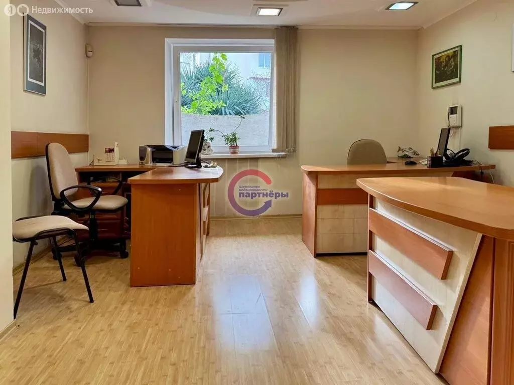 Помещение свободного назначения (136 м) - Фото 1