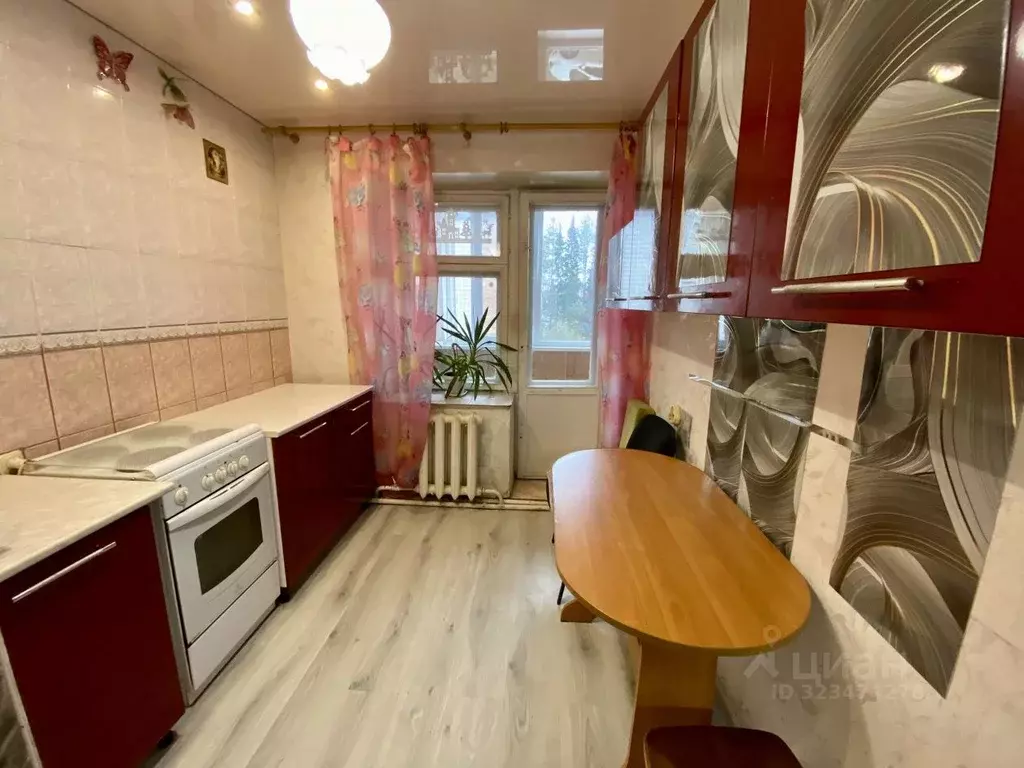 2-к кв. Коми, Сыктывкар Октябрьский просп., 371 (51.0 м) - Фото 2