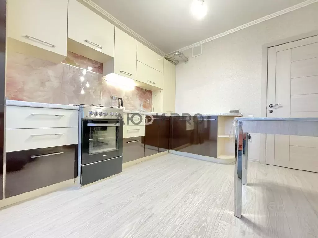 2-к кв. Ярославская область, Ярославль Хуторская ул., 2 (65.0 м) - Фото 2