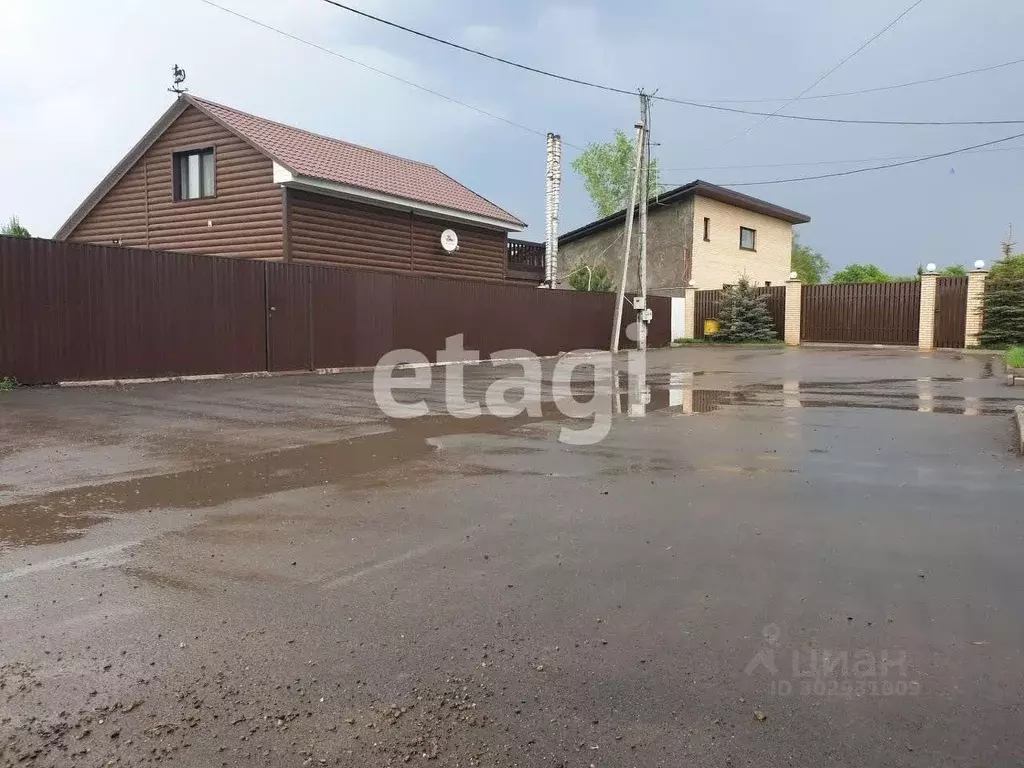 Дом в Красноярский край, Березовский район, Бархатовский сельсовет, ... - Фото 0