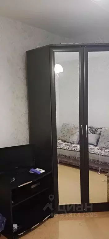 Комната Челябинская область, Челябинск просп. Победы, 302 (10.0 м) - Фото 1