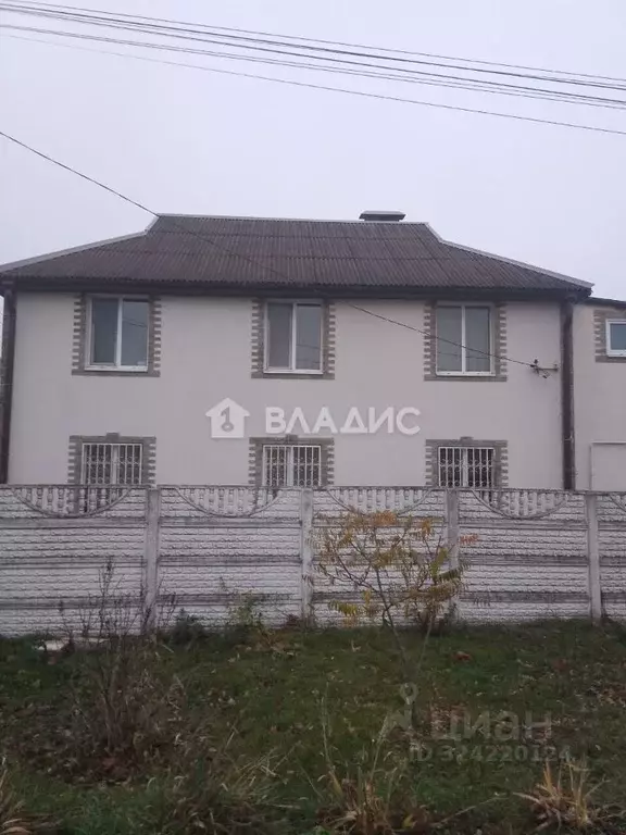 Дом в Белгородская область, Белгород ул. Газовиков, 76 (230 м) - Фото 1