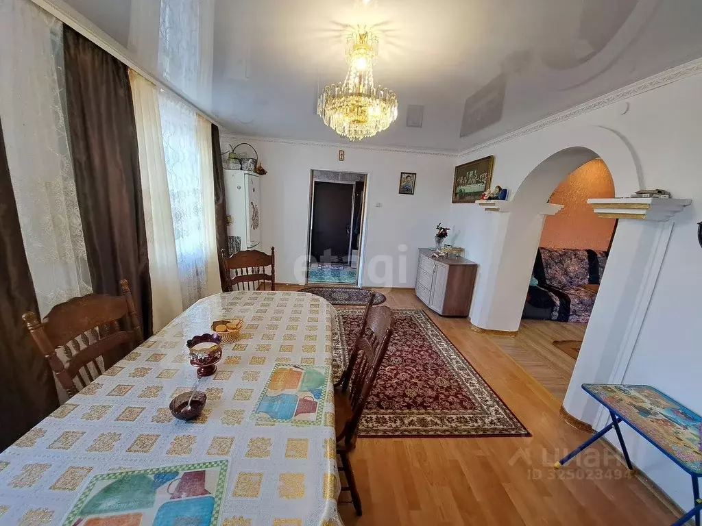 Дом в Смоленская область, Сафоново ул. Белинского, 9 (187 м) - Фото 1