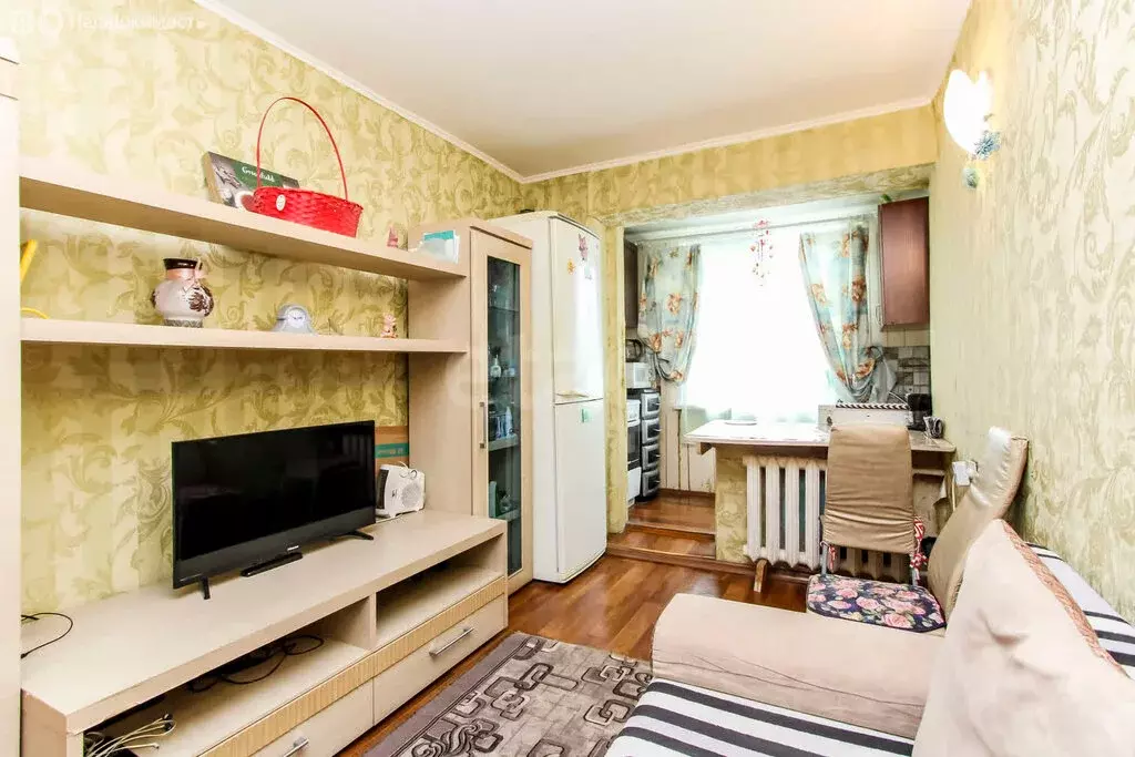 Квартира-студия: Тюмень, Шаимский проезд, 9 (13 м) - Фото 1