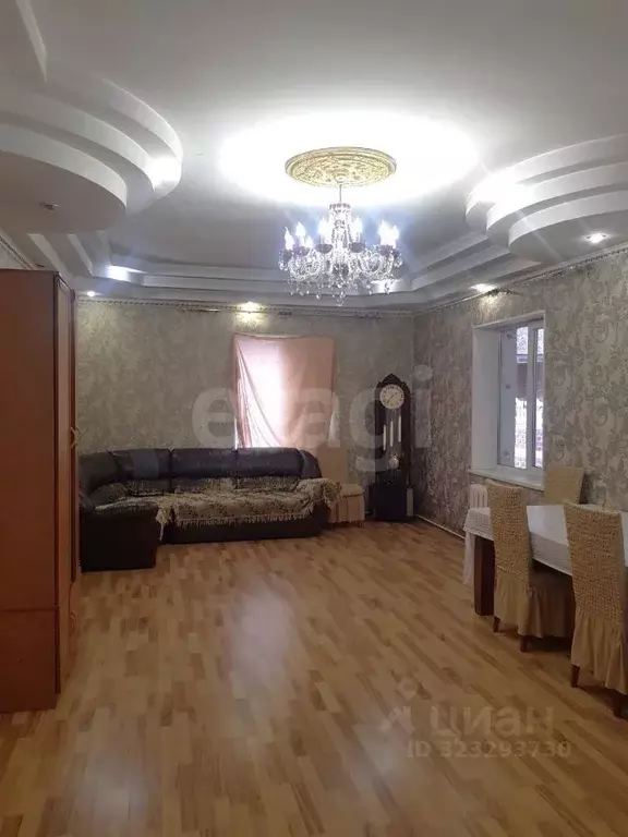 Дом в Кемеровская область, Кемерово Коммунистическая ул. (334 м) - Фото 1