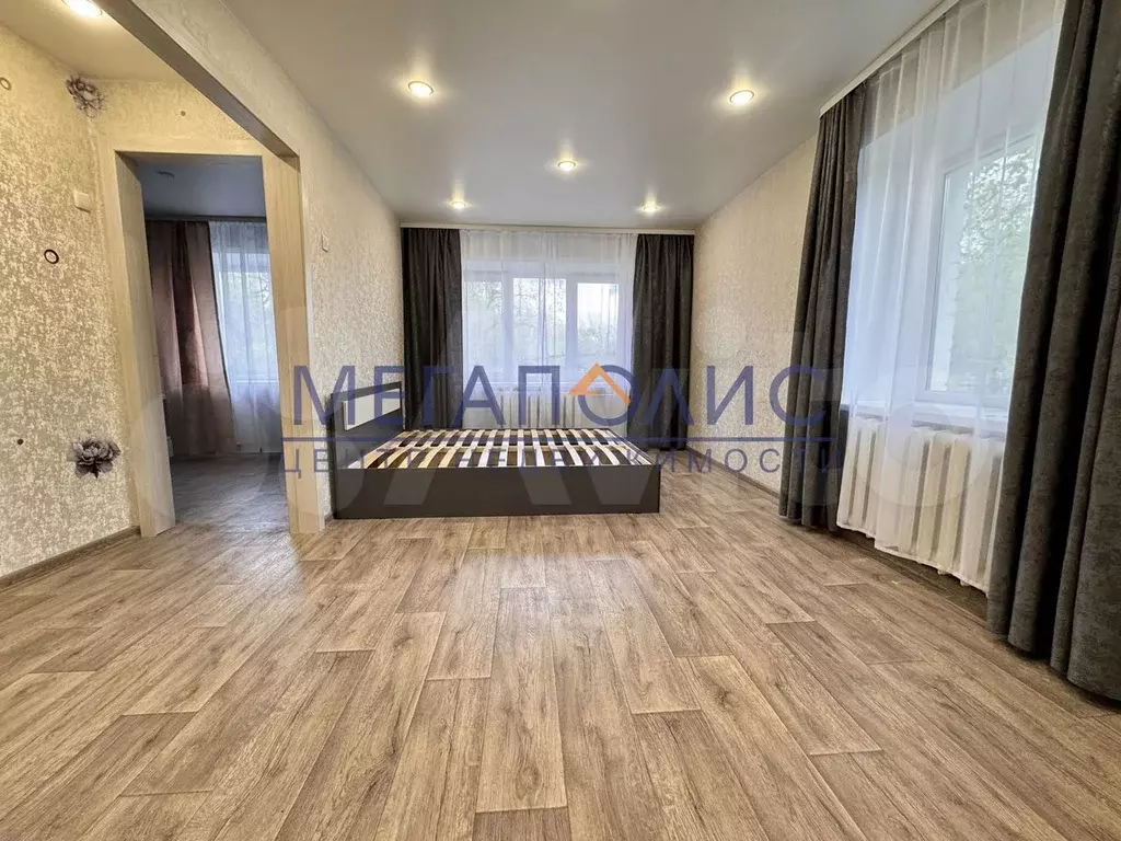 1-к. квартира, 31,6 м, 1/4 эт. - Фото 1