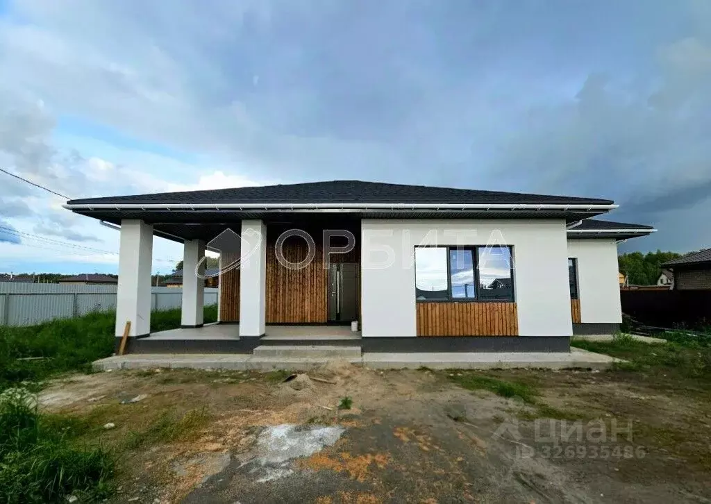 Дом в Тюменская область, Тюменский муниципальный округ, д. Ушакова ул. ... - Фото 1