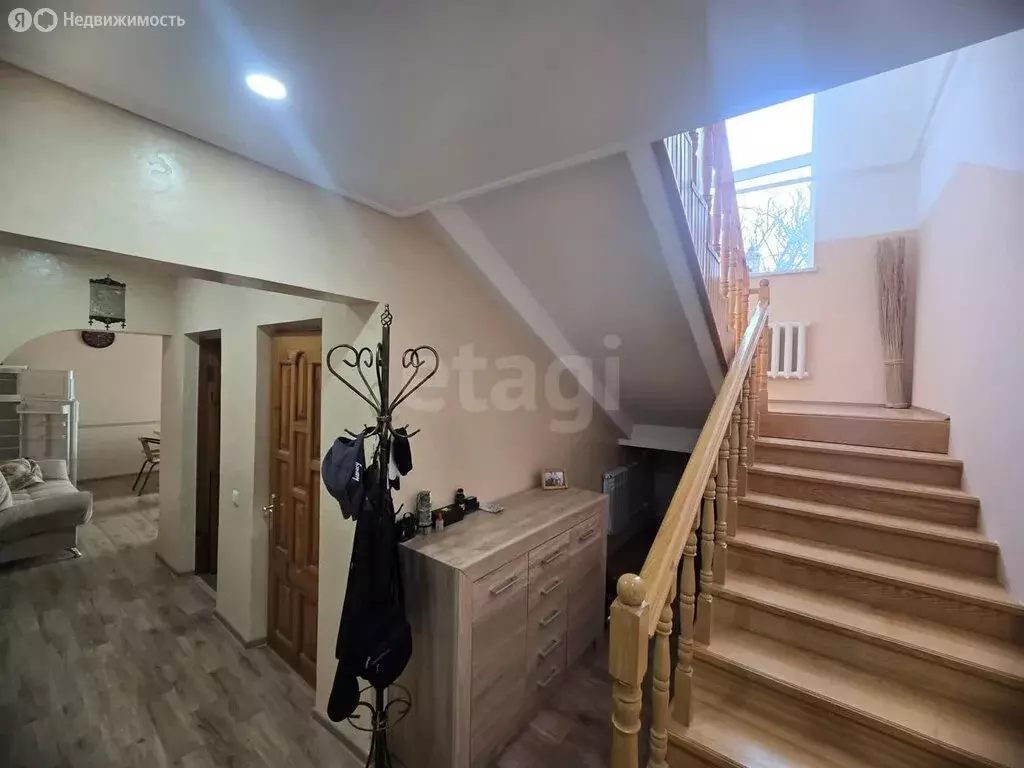 Дом в Саки, Уютная улица (270 м) - Фото 1
