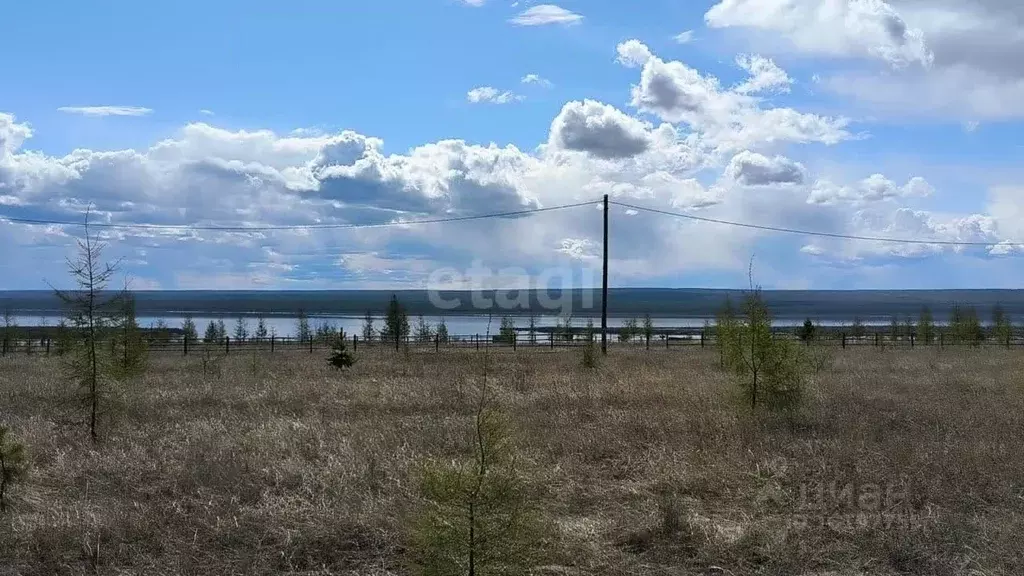 Участок в Саха (Якутия), Муниципальный район Хангаласский у., с. ... - Фото 0