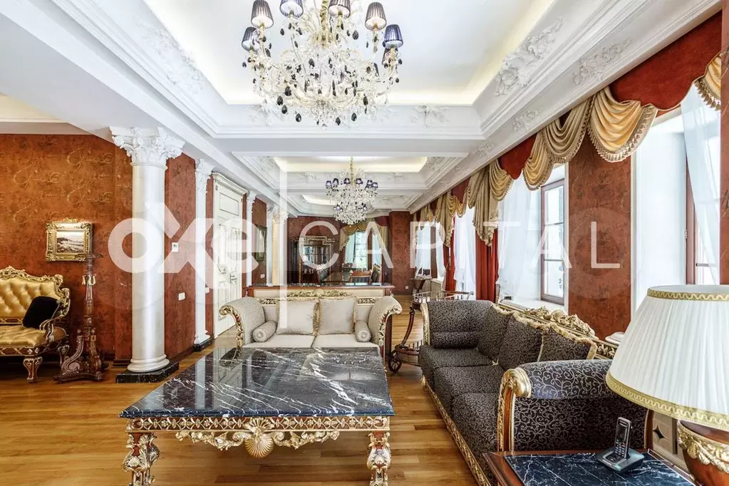 Дом 800 м на участке 50 сот. - Фото 1