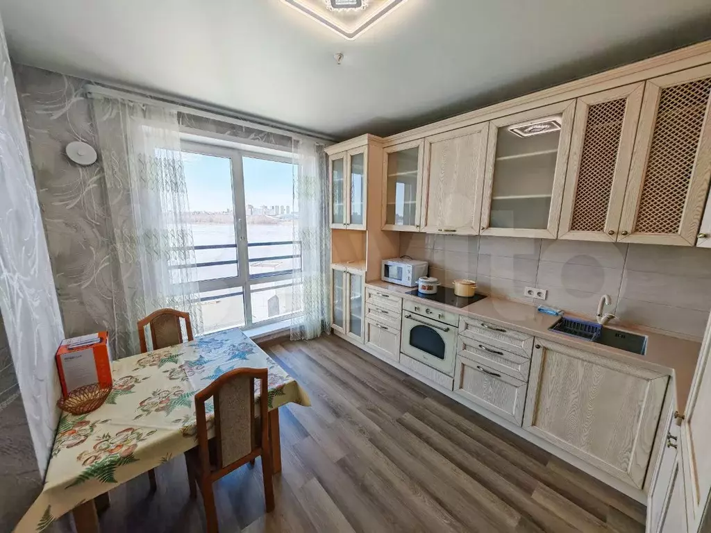 2-к. квартира, 55 м, 5/15 эт. - Фото 0