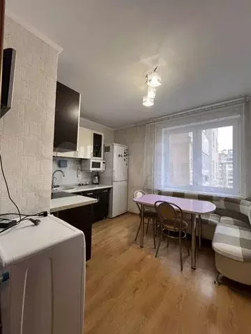 2-к. квартира, 57 м, 3/17 эт. - Фото 0