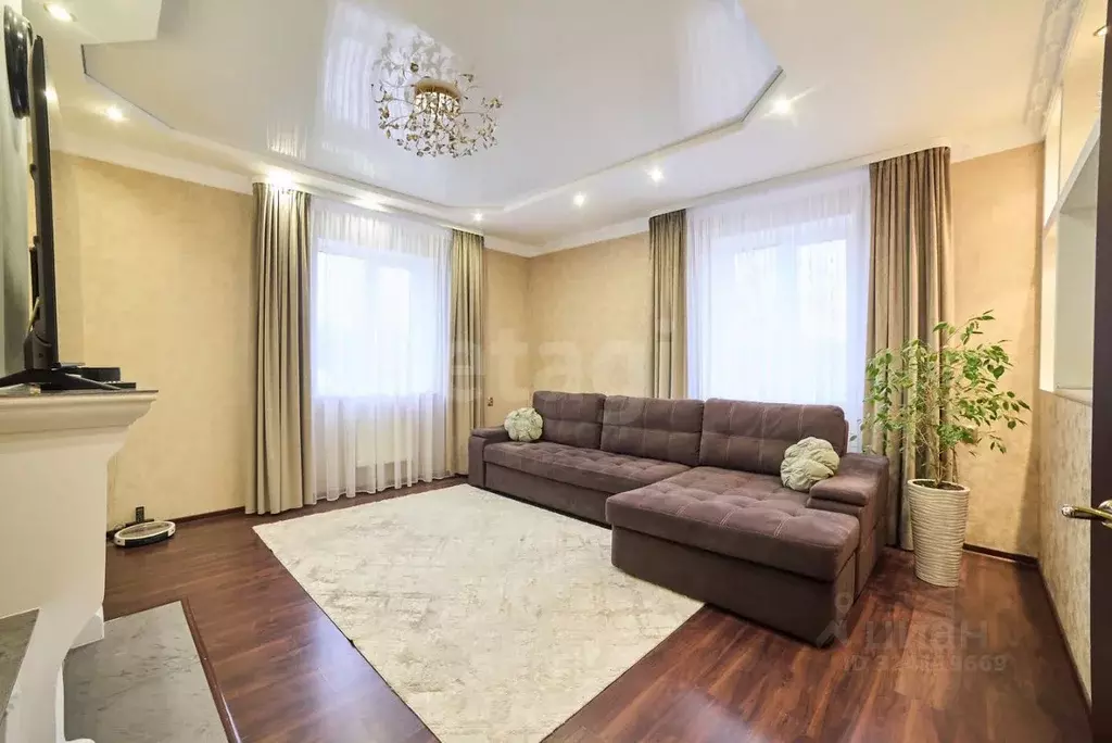 Дом в Башкортостан, Стерлитамак ул. Нефтехимиков (252 м) - Фото 1