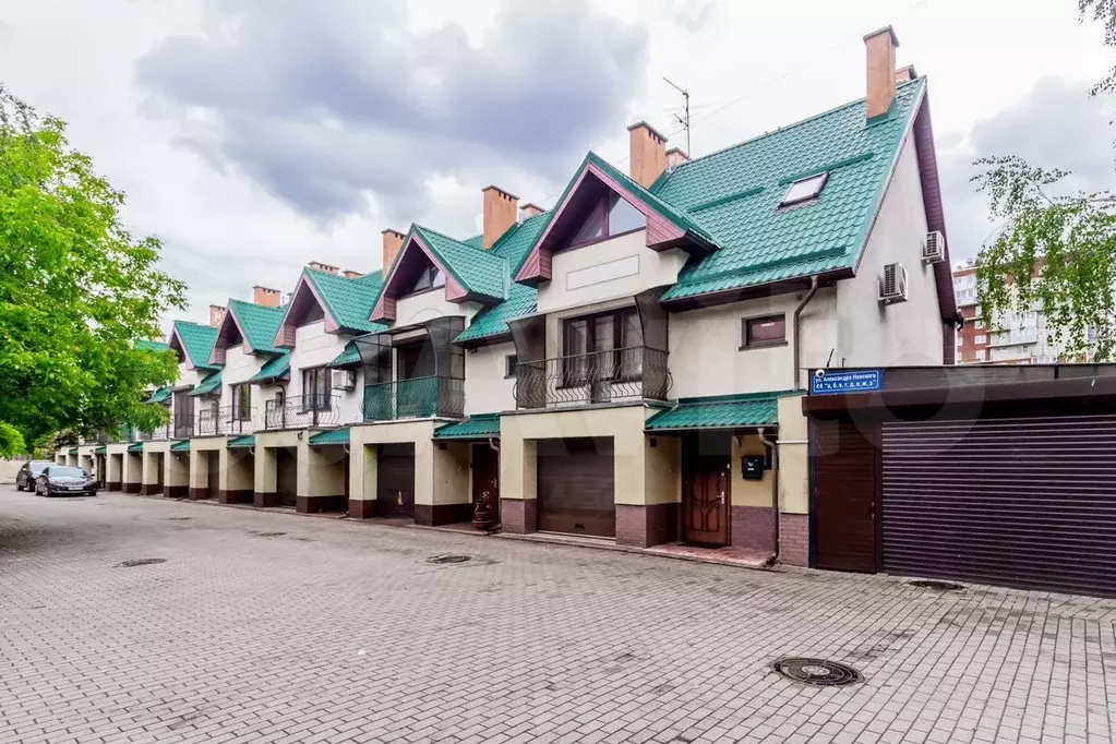 Таунхаус 195 м на участке 1,6 сот. - Фото 1