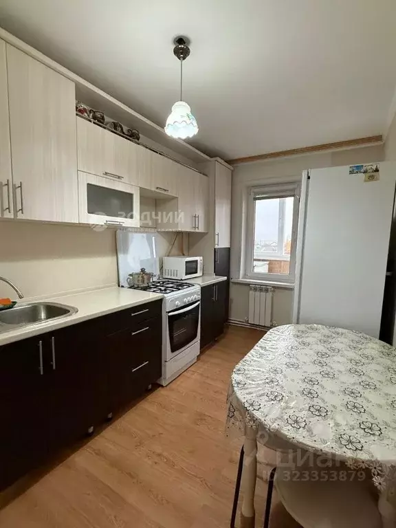 2-к кв. Чувашия, с. Янтиково просп. Ленина, 38 (56.1 м) - Фото 1