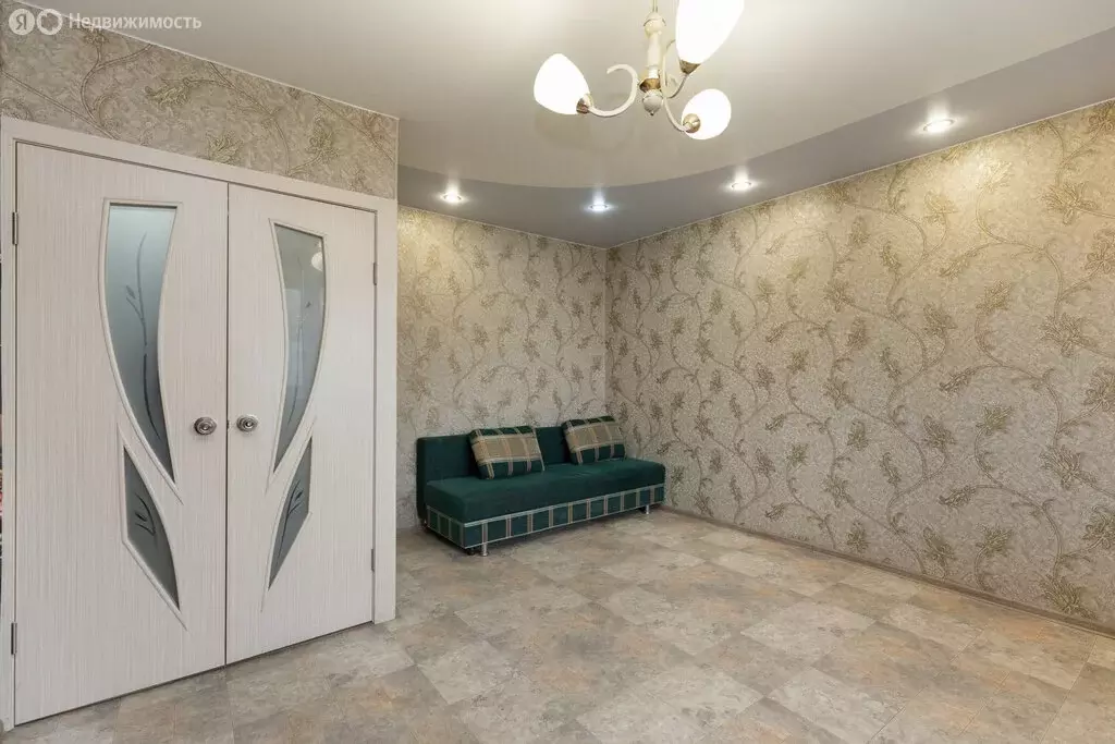 3-комнатная квартира: Благовещенск, Институтская улица, 20/2 (70.2 м) - Фото 1