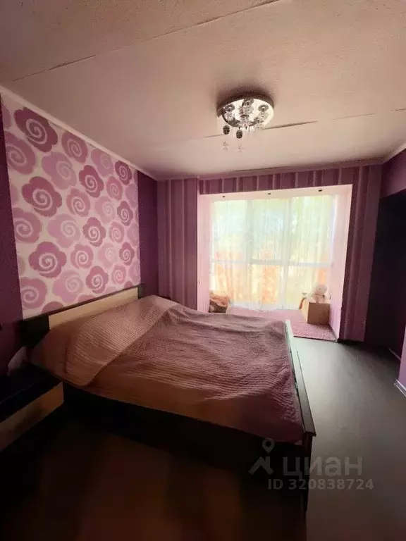 3-к кв. Псковская область, Псков ул. Белинского, 85А (86.0 м) - Фото 0