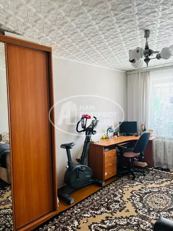 3-к кв. Пермский край, Губаха ул. Дегтярева, 4А (59.7 м) - Фото 1