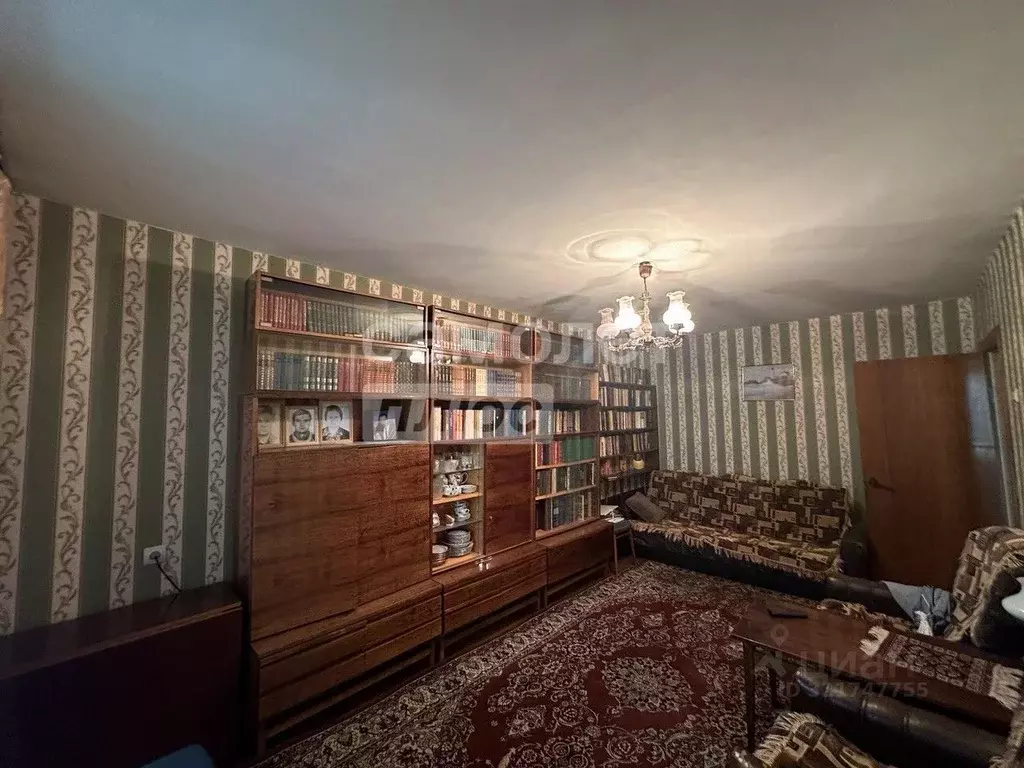 3-к кв. Курская область, Курск Курского завода тракторных запчастей ... - Фото 1