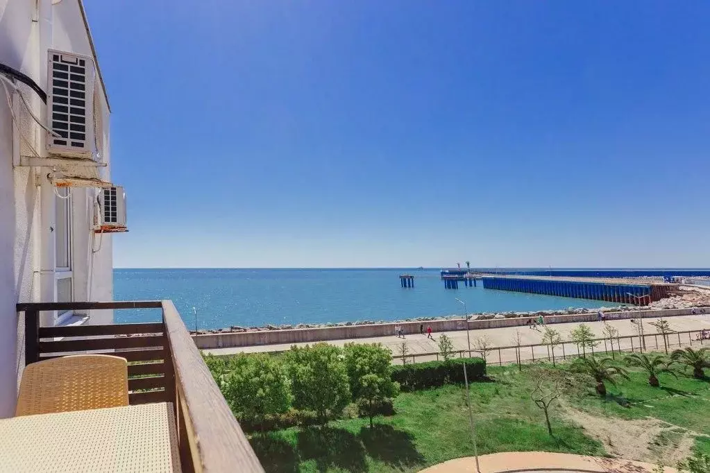 1-к кв. Краснодарский край, Сириус пгт ул. Парусная, 23 (55.0 м) - Фото 0