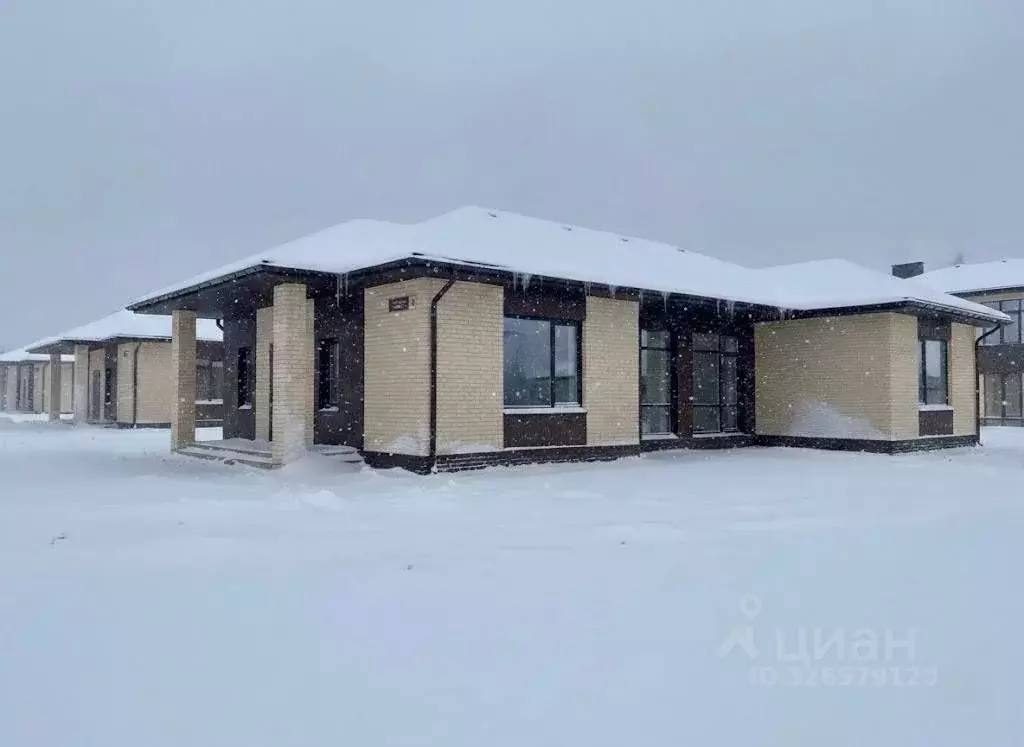 Коттедж в Татарстан, Лаишевский район, Большекабанское с/пос, с. ... - Фото 1