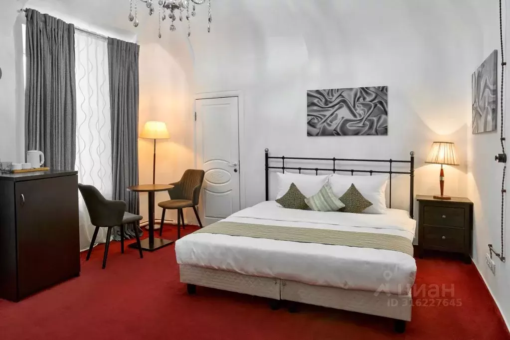 Комната Москва Старопименовский пер., 11С2 (27.0 м) - Фото 0